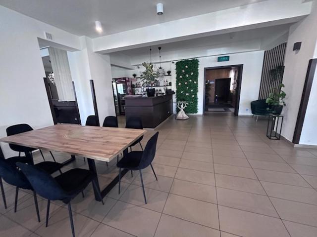 Motel Orion Wolsztyn Exterior foto